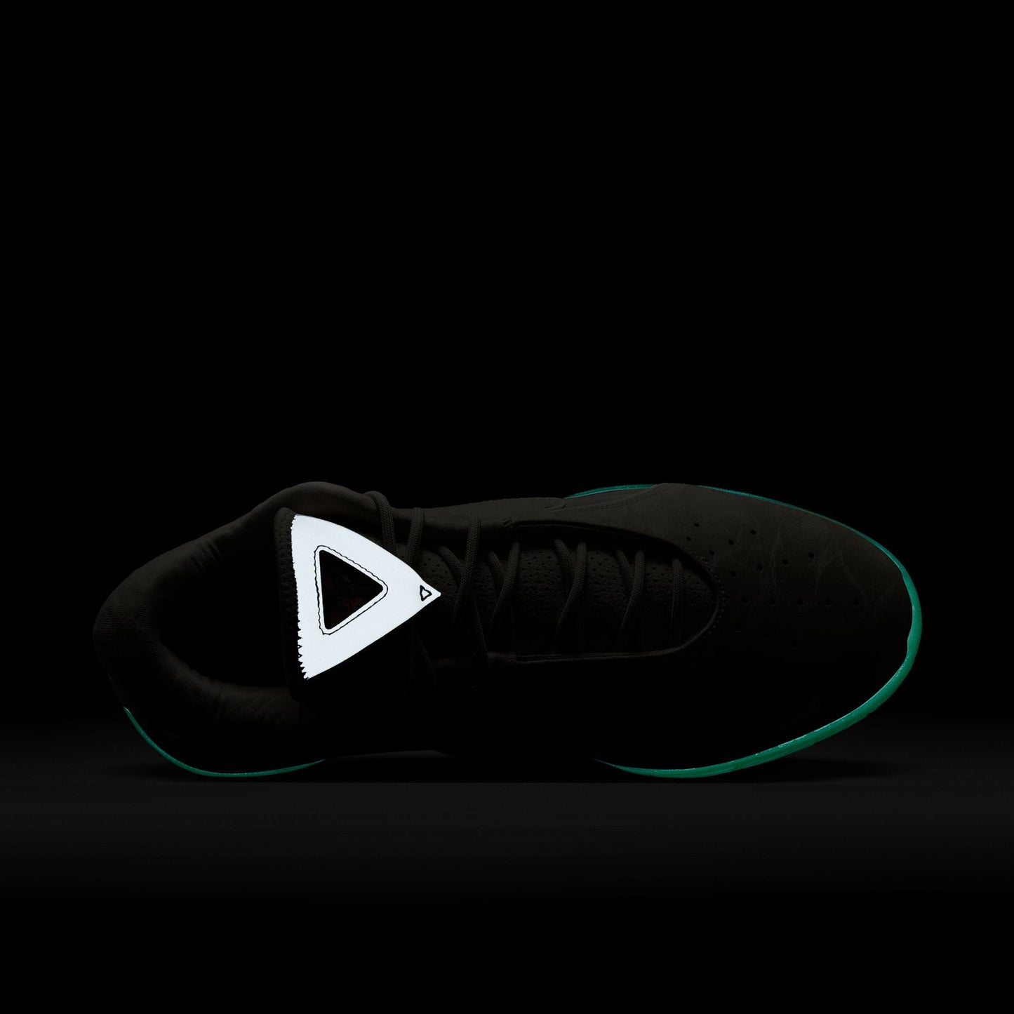 Lebron XXII Sneakers - Premium Brand Shoes for Men and Women