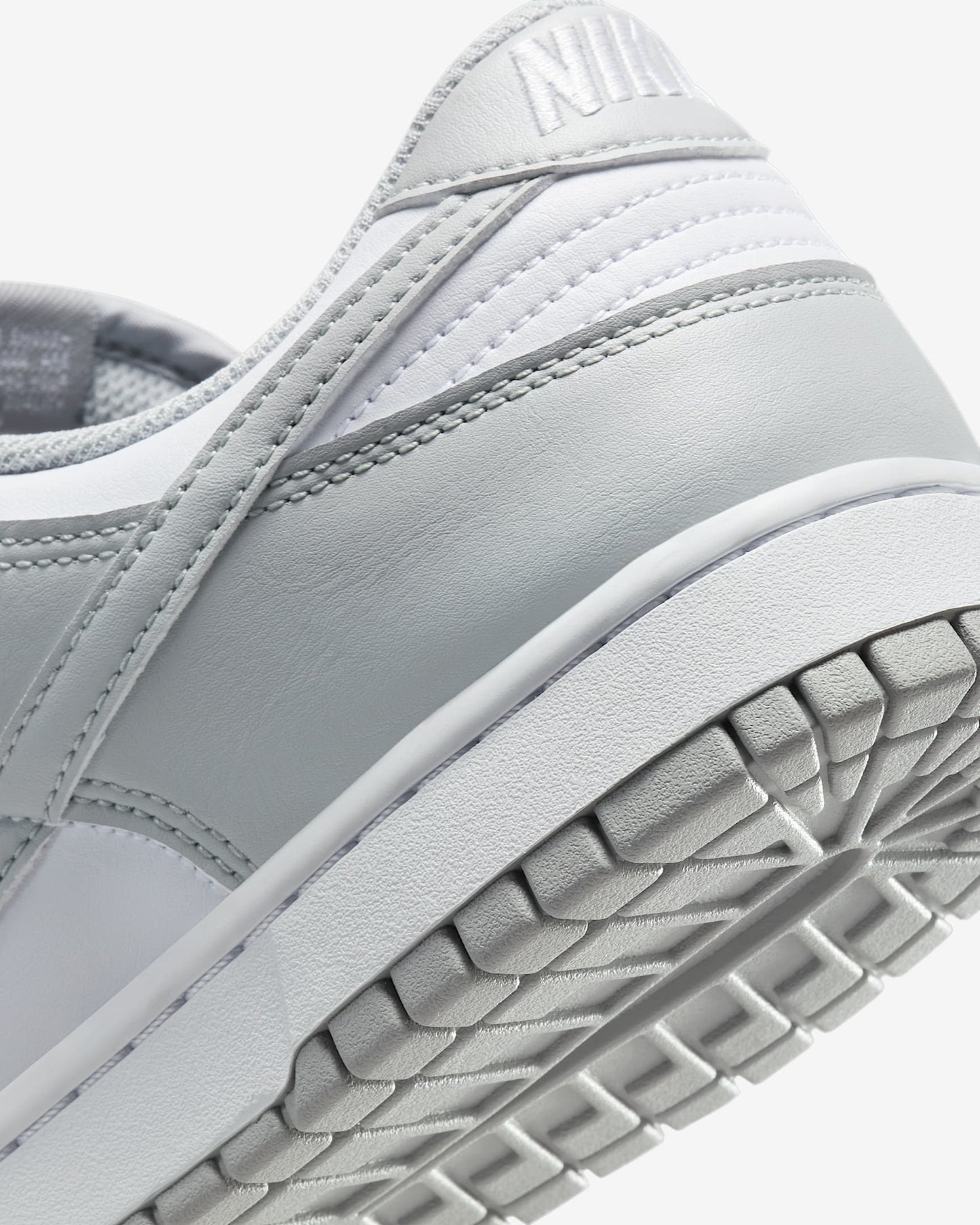 Dunk Low Retro Sneakers - Premium Brand Shoes for Men and Women