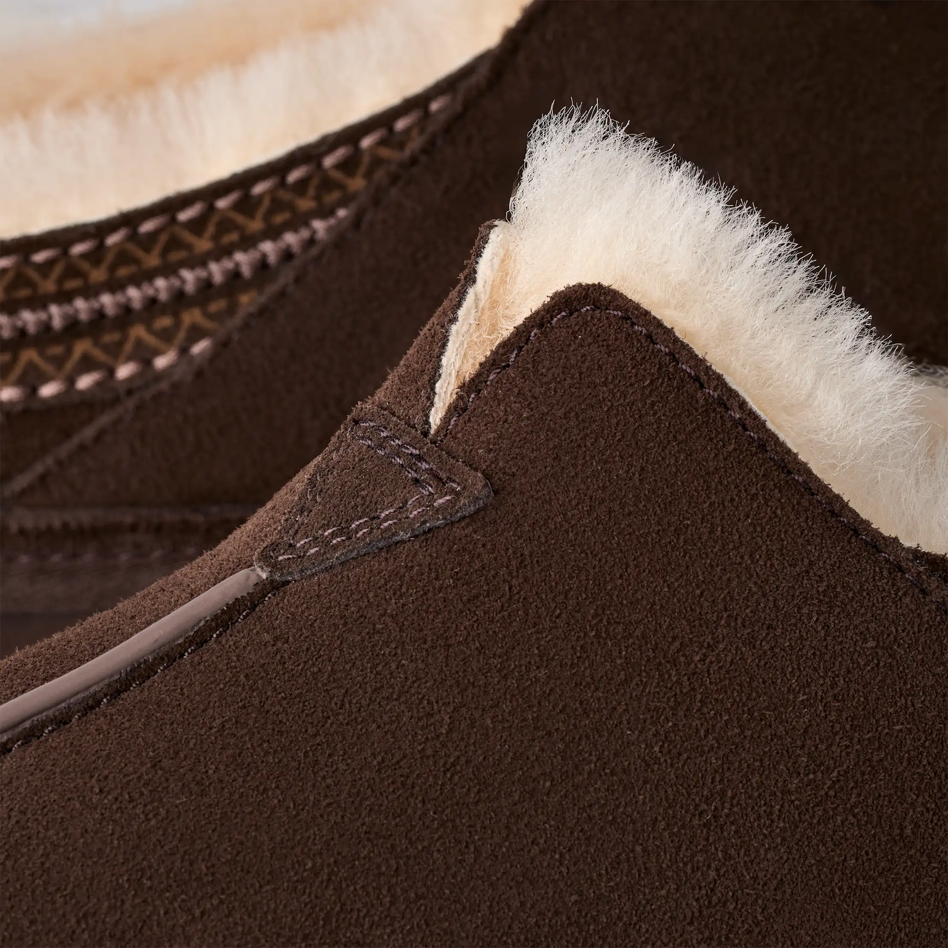 Neuman Sneakers - Premium Brand Shoes for Men and Women
