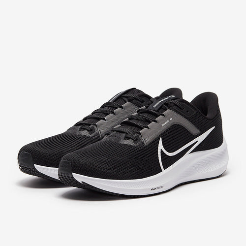 Nike Pegasus 40 - Black/White