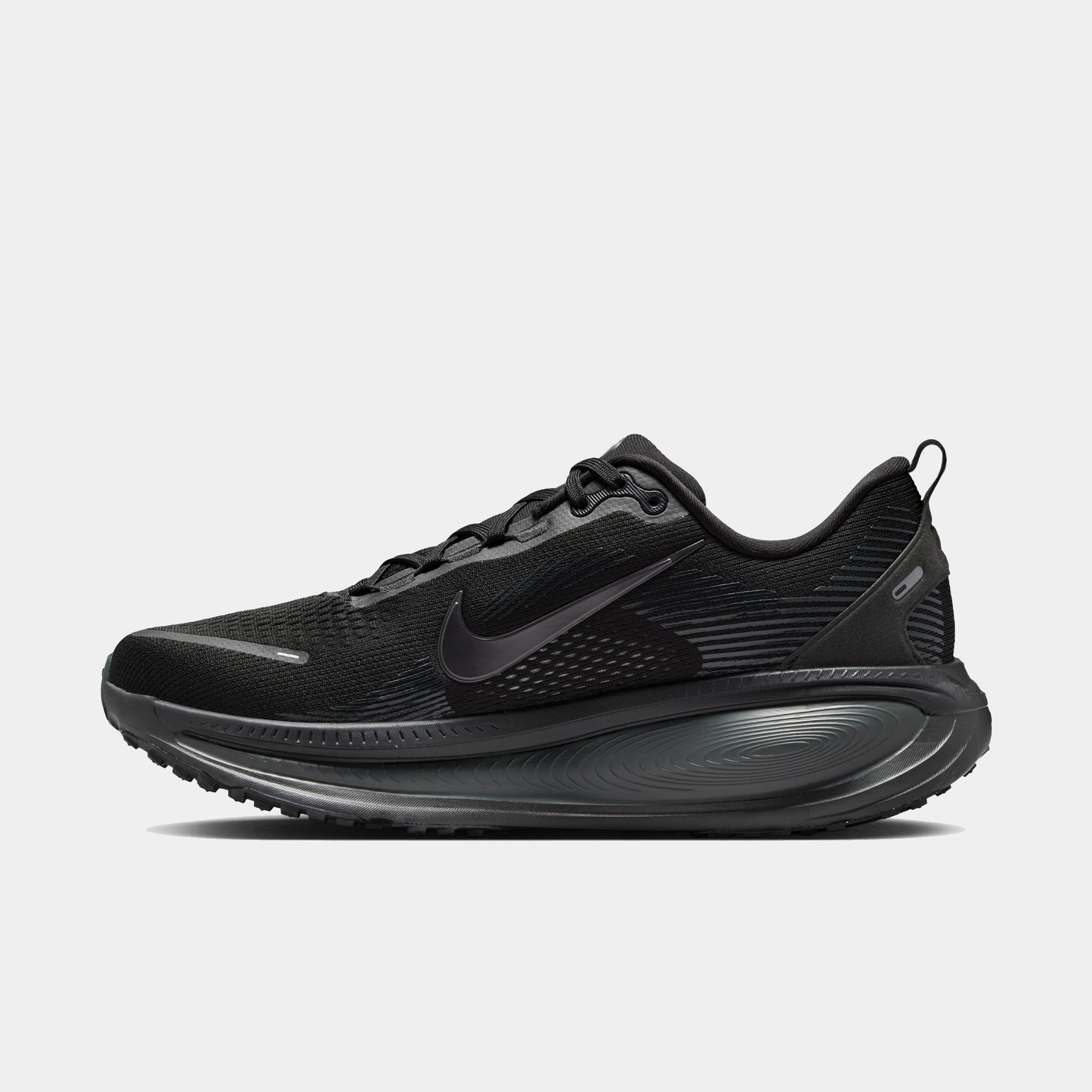 Air Zoom Vomero 18 Sneakers - Premium Brand Shoes for Men and Women