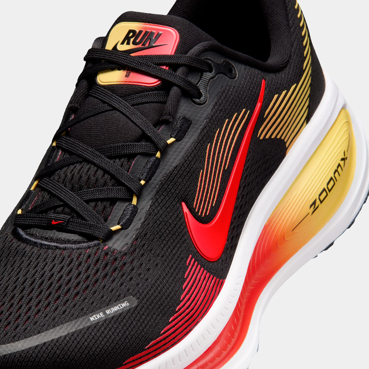 Air Zoom Vomero 18 Sneakers - Premium Brand Shoes for Men and Women
