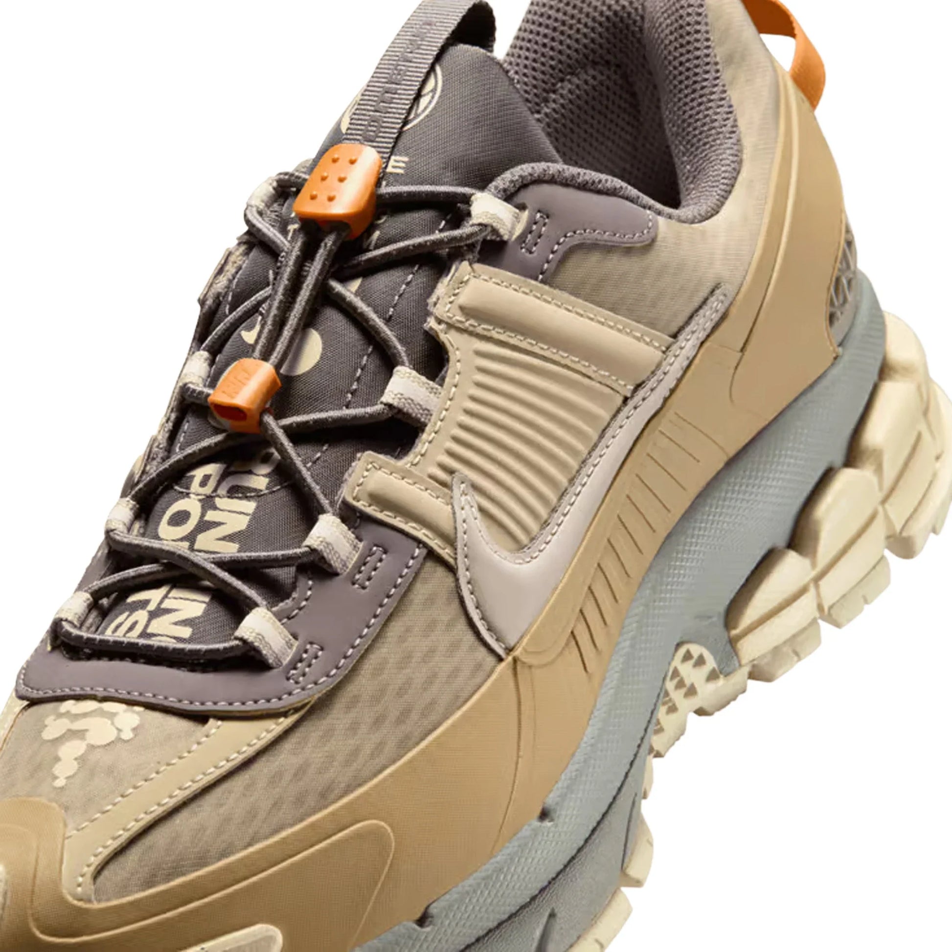 Nike Vomero 5 Roam 'Running Poets' (2025)