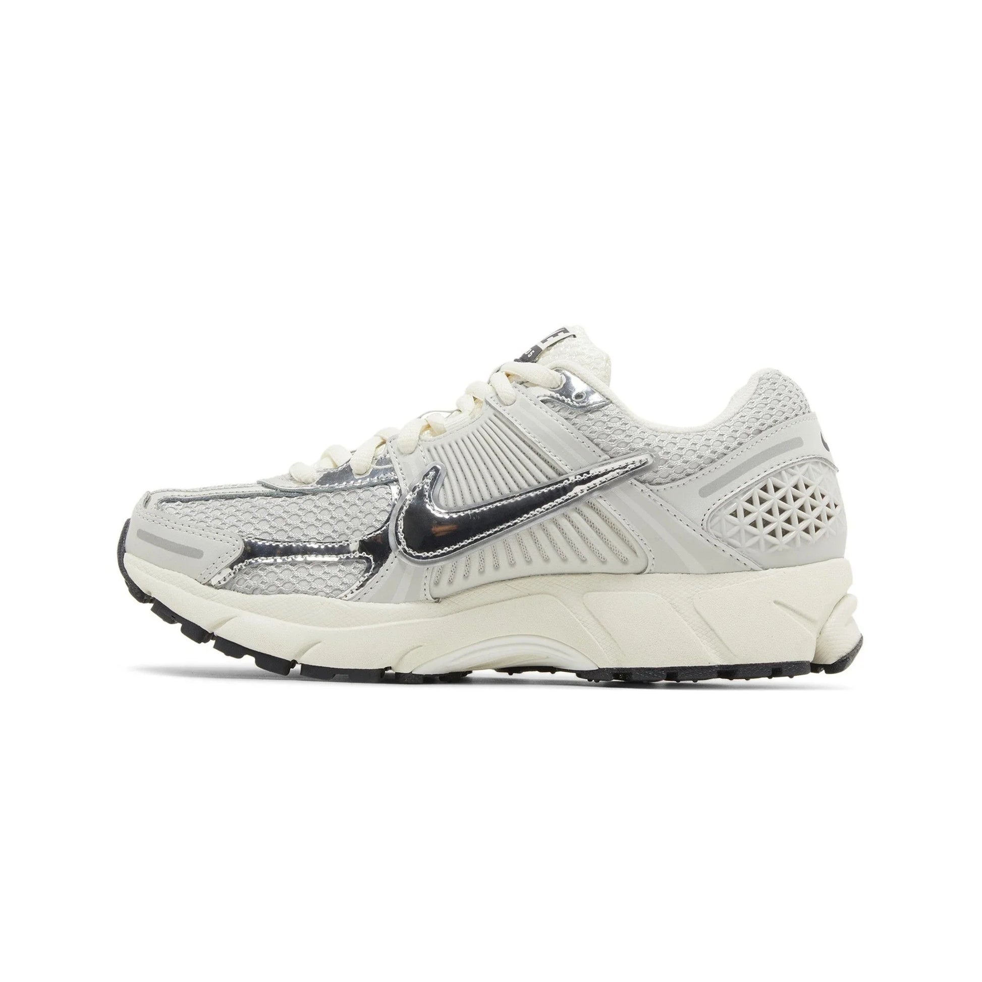 Nike Zoom Vomero 5 'Chrome' (2024)