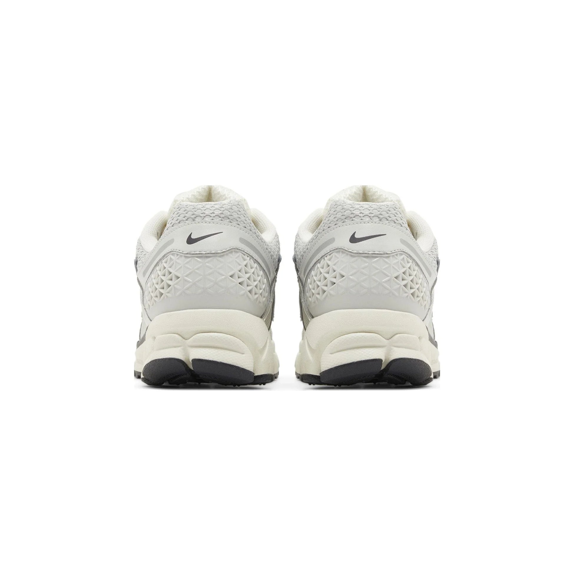 Nike Zoom Vomero 5 'Chrome' (2024)