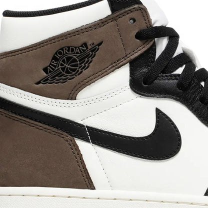 [Refurbished] Air Jordan 1 Retro High 'Dark Mocha' (2020)