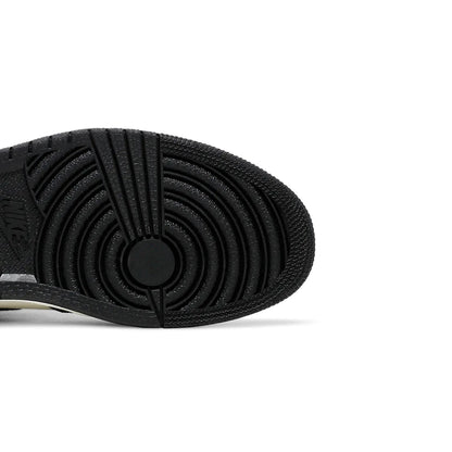 [Refurbished] Air Jordan 1 Retro High 'Dark Mocha' (2020)