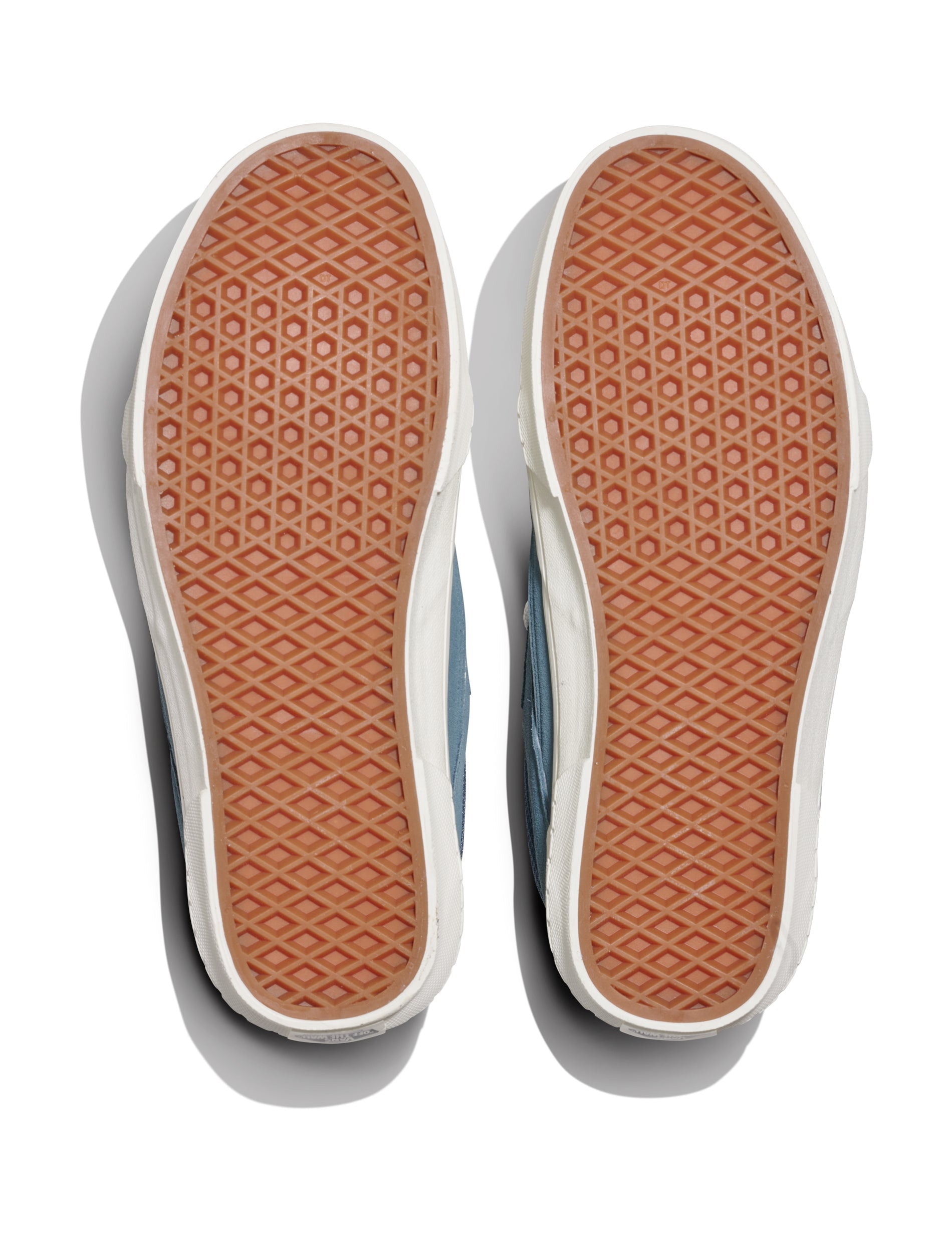 Colson Sneakers - Premium Brand Shoes for Men and Women