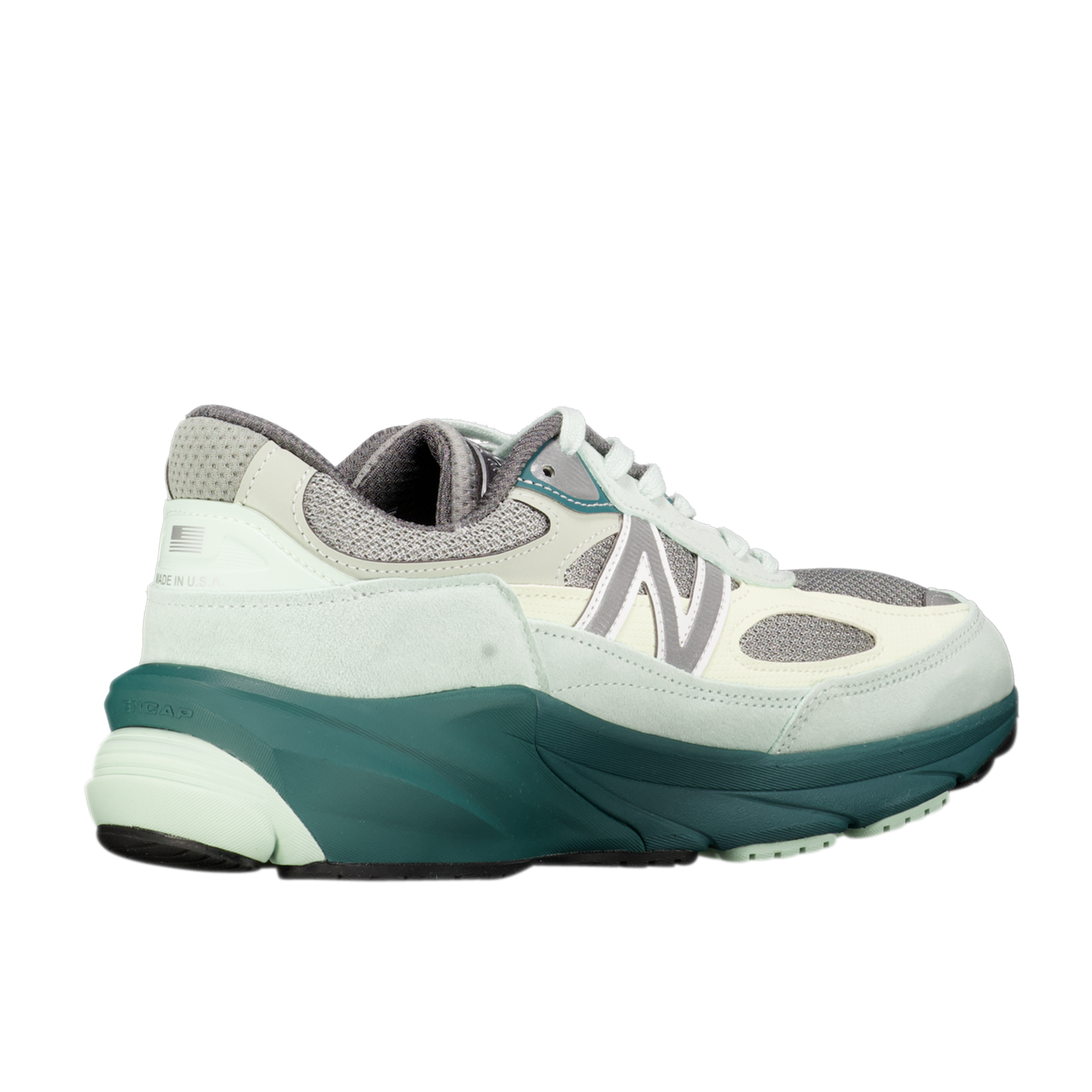 Made in USA 990v6 'Clay Ash'